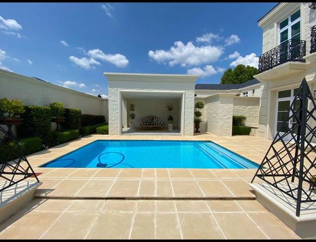 5 BEDROOM CLUSTER FOR SALE IN BRYANSTON